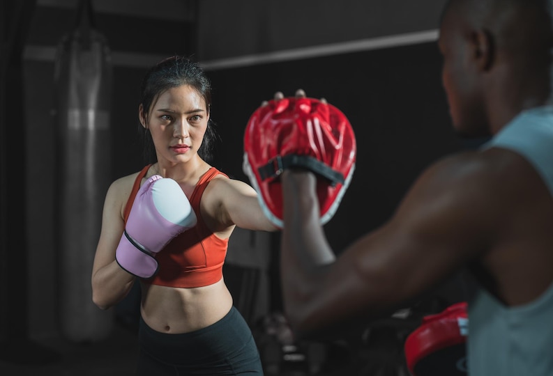 Influencer Boxing Female