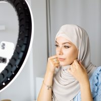 Beauty Influencer Hijab