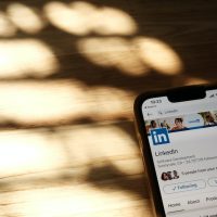 How Many Connections to Become an Influencer on LinkedIn