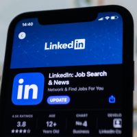 How to get LinkedIn Influencer Badge