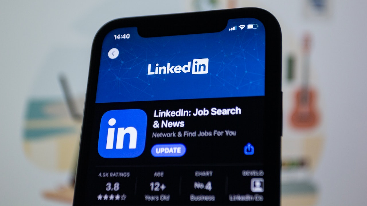 How to get LinkedIn Influencer Badge