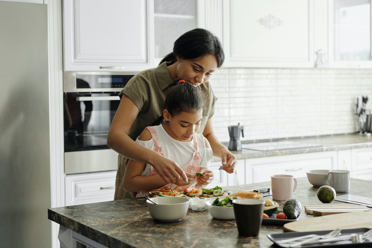 Mom Influencer Kitchen