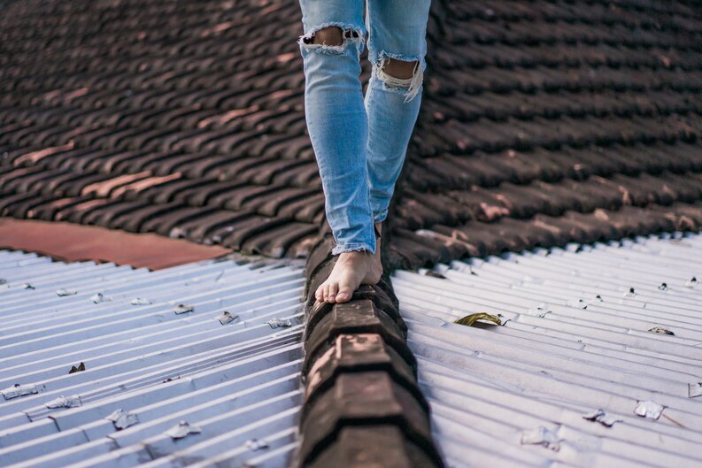 TikTok Influencer Falls Off Roof